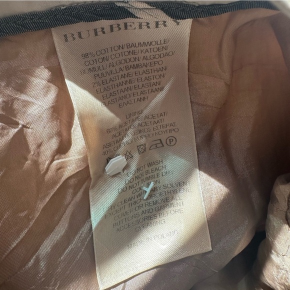 Burberry London Knee Length Pleated Skirt Tan Khaki Button Up Size 6 Small - Picture 11 of 13